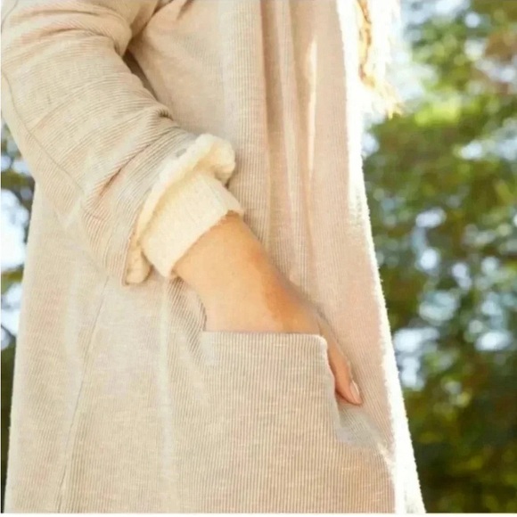 DONNI Ribbed Sweater Coat Cardigan - Picture 7 of 16